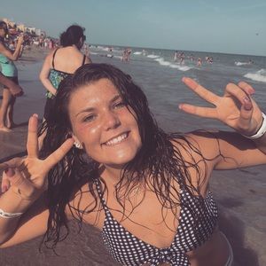 Meet your Posher, Bailey